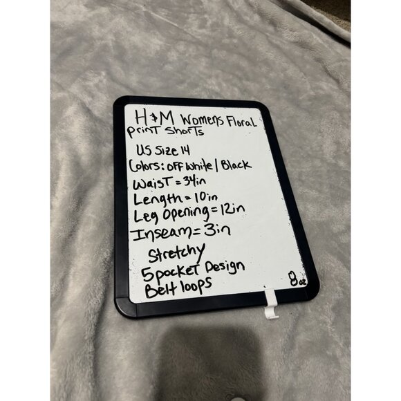 Forever 21 Premium Denim Light Wash Distressed High-Rise Shorts W/ Silver Heart - Picture 7 of 7